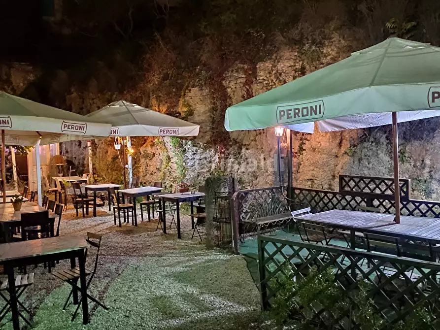 Immagine 21 di Locale commerciale in affitto  in Viale Mencacci 34 a Anzio