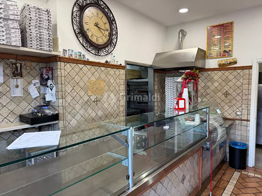 locale commerciale in vendita a Nettuno