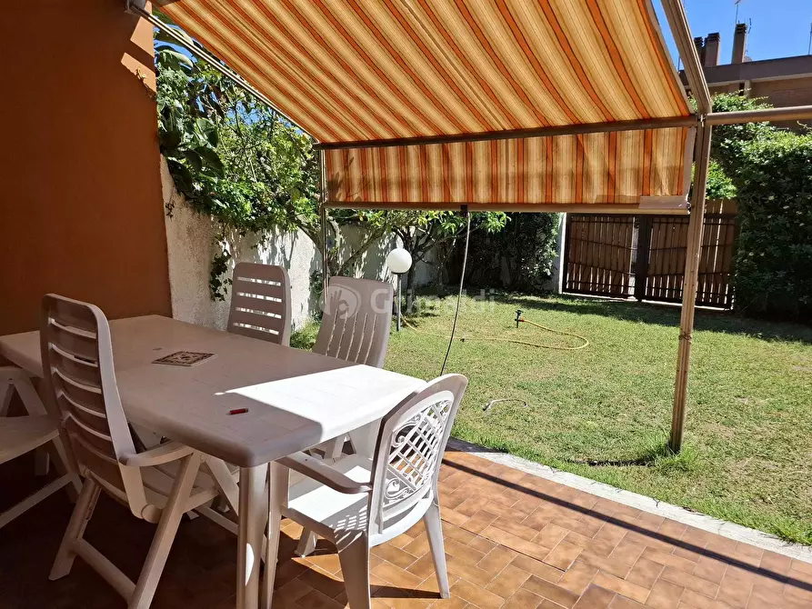 Immagine 1 di Casa indipendente in affitto  in Via degli Olivi 33 a Anzio