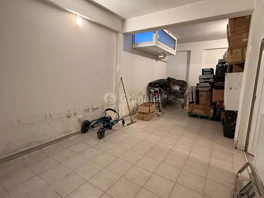 Immagine 16 di Locale commerciale in vendita  in Via Santa Maria 160 a Nettuno