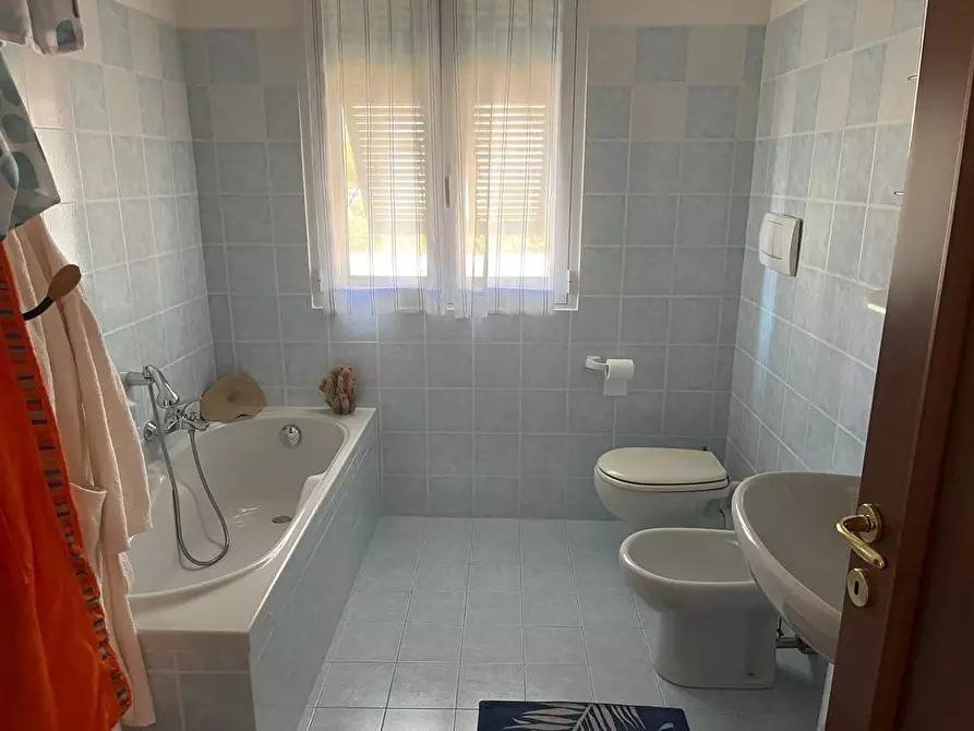 Immagine 8 di Appartamento in vendita  in Via al Mattatoio 8 a Sestri Levante