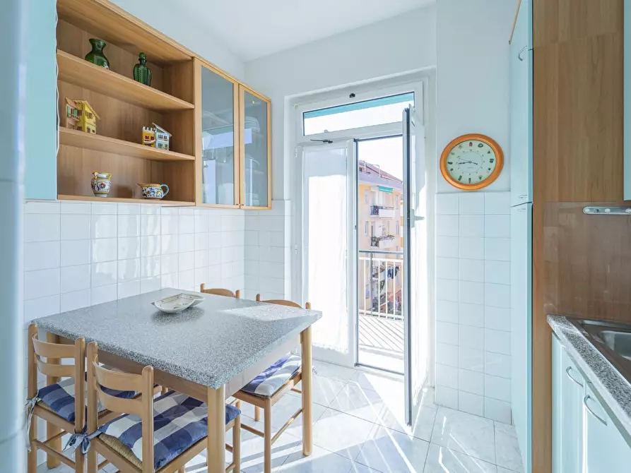 Immagine 19 di Trilocale in vendita  in Via Modena 10 a Lavagna