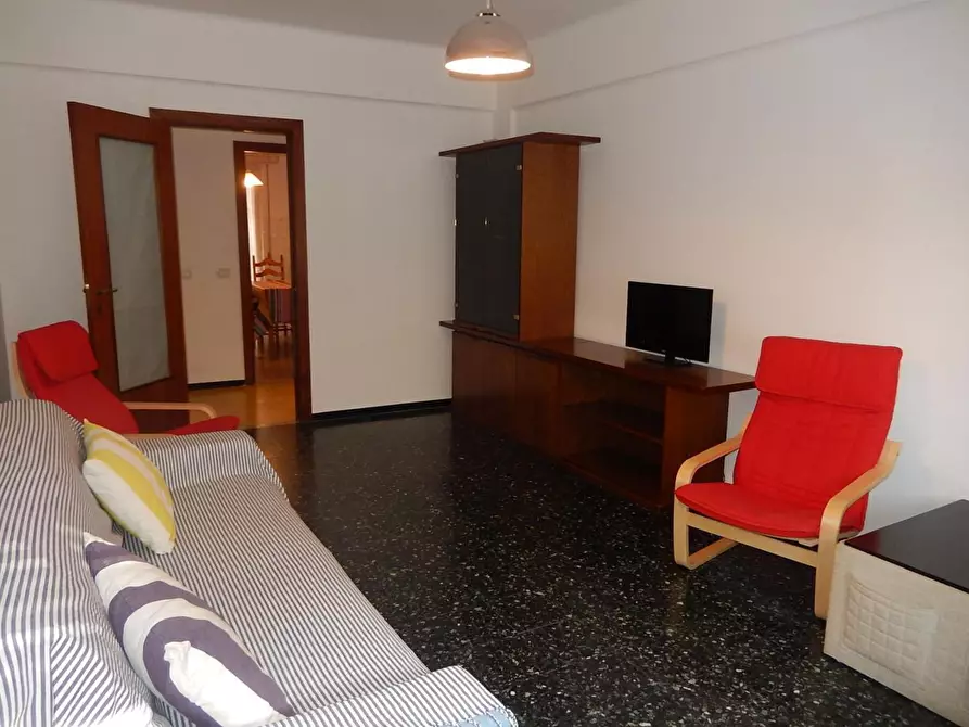 Immagine 2 di Quadrilocale in affitto  in Via della Chiusa 103 a Sestri Levante