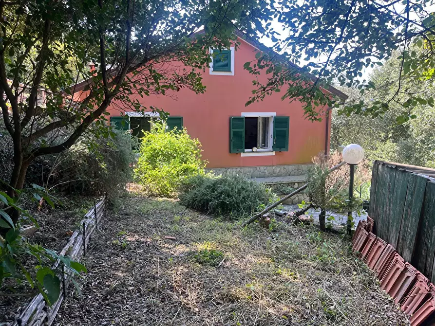 Immagine 19 di Villa in vendita  in Via Salvatore Gatti 19 a Castiglione Chiavarese