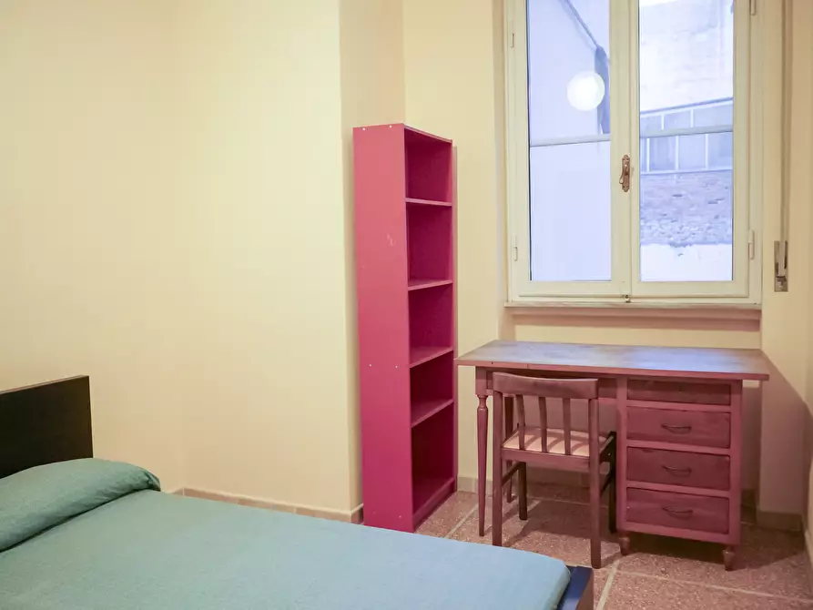 Immagine 15 di Pentalocale in vendita  a Livorno