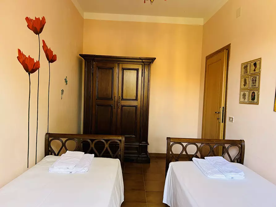 Immagine 14 di Trilocale in vendita  a Rosignano Marittimo