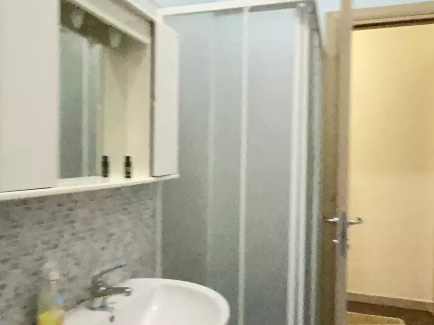 Immagine 30 di Pentalocale in vendita  a Livorno