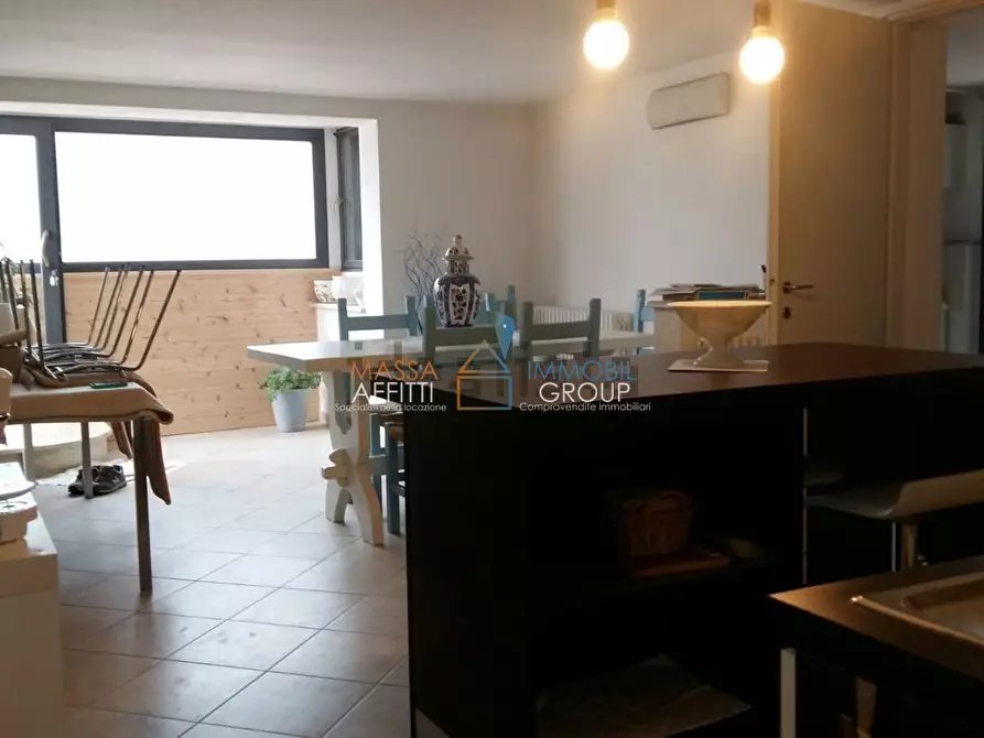 Immagine 12 di Villetta a schiera in affitto  in Viale della Repubblica 41 a Massa