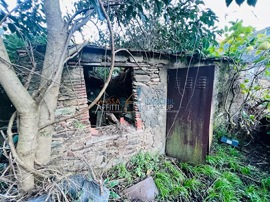 Immagine 32 di Casa indipendente in vendita  in Via Fondaccio 12 a Montignoso