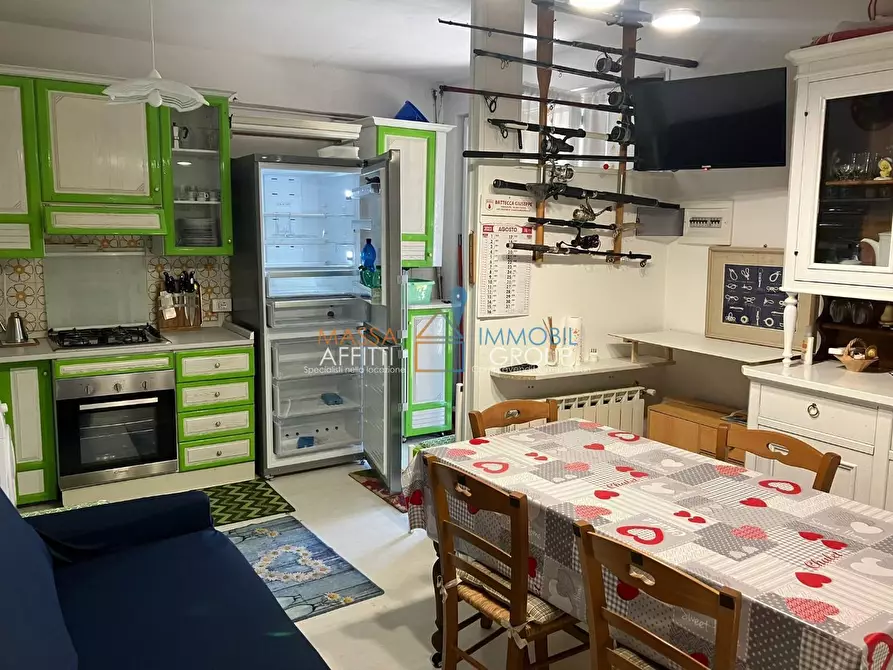 Immagine 2 di Bilocale in vendita  in Via Pisa 84 a Massa