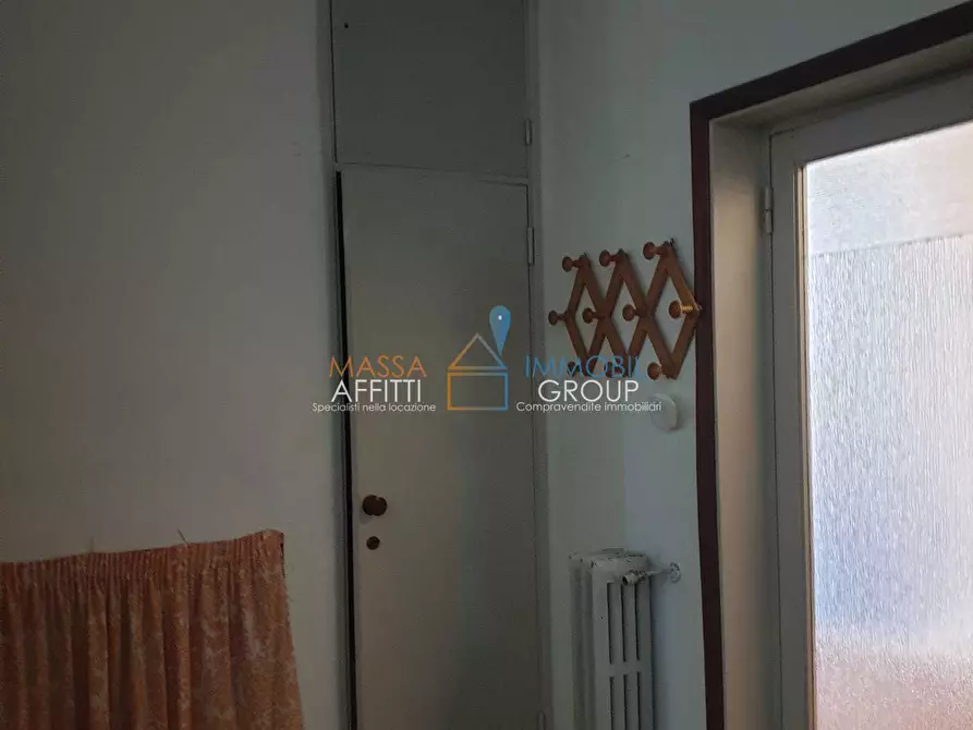 Immagine 13 di Appartamento in vendita  in Viale Roma 55 a Massa