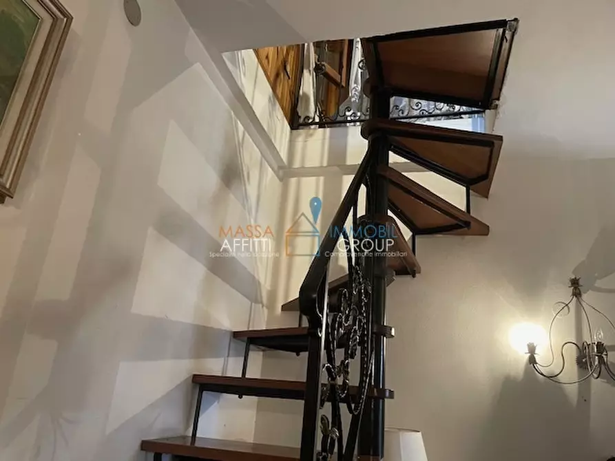 Immagine 29 di Porzione di casa in vendita  in Via San Vitale 58 a Massa