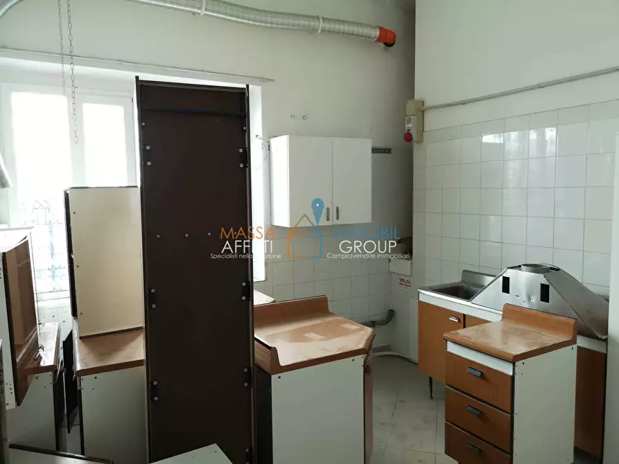 Immagine 8 di Locale commerciale in affitto  in Via Fonda 744 a Seravezza