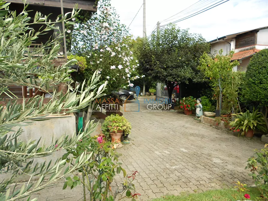 Immagine 30 di Casa indipendente in vendita  in Via Alteta 112 a Massa