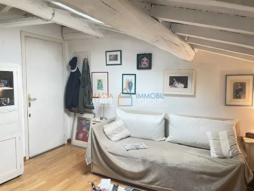 Immagine 5 di Mansarda in vendita  in Via S. Stagi 44B a Forte Dei Marmi