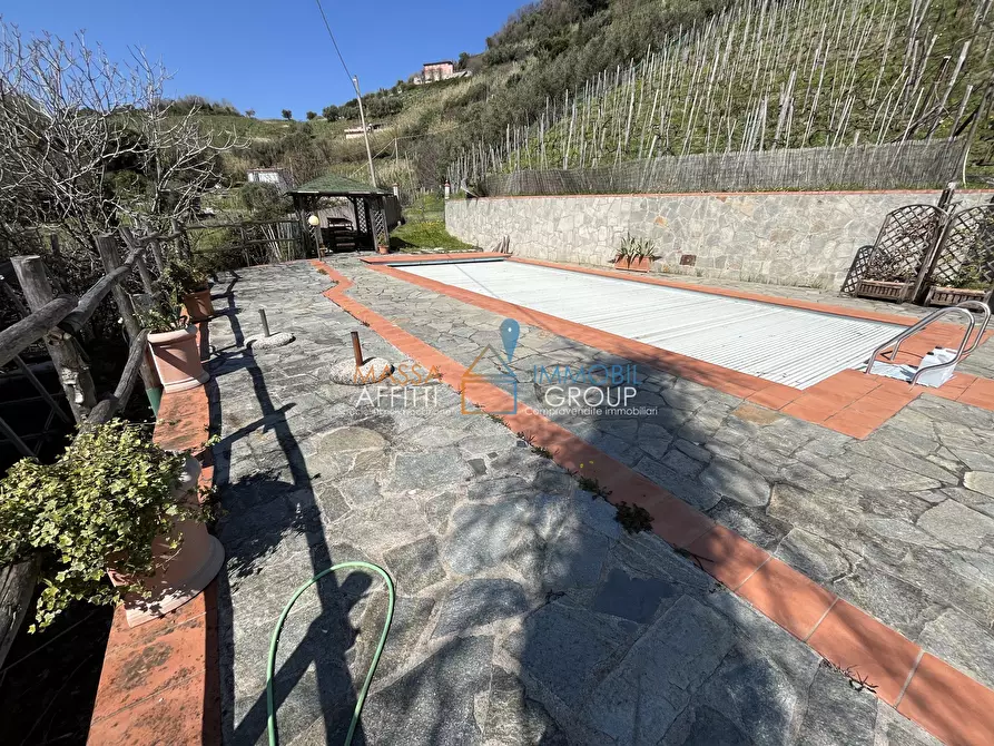 Immagine 43 di Villa in vendita  in Via San Lorenzo 70 a Massa