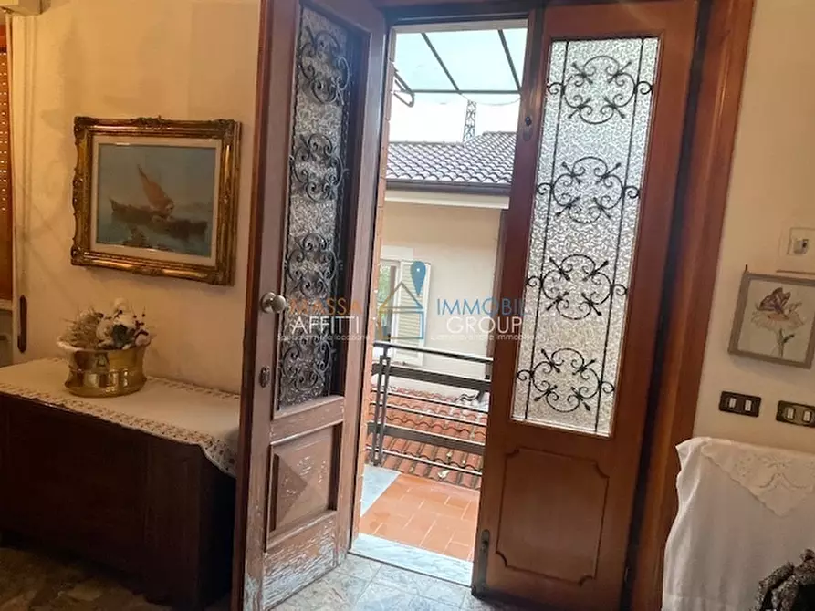 Immagine 1 di Porzione di casa in vendita  in Via San Vitale 58 a Massa