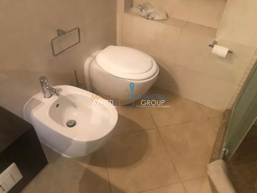 Immagine 34 di Villetta a schiera in affitto  in Viale della Repubblica 41 a Massa