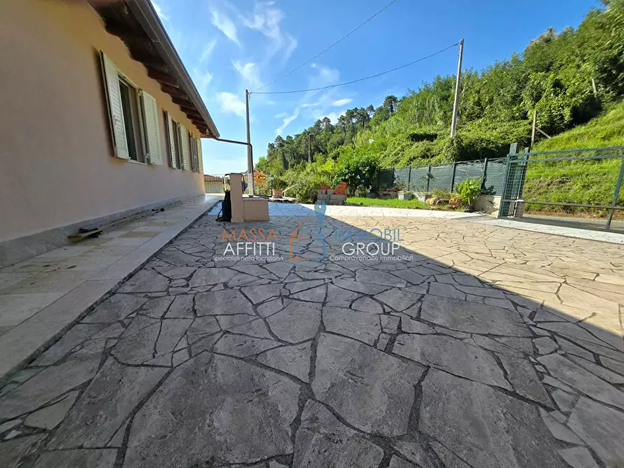 Immagine 7 di Casa indipendente in vendita  in Via Villaggio Castagnara 269 a Massa