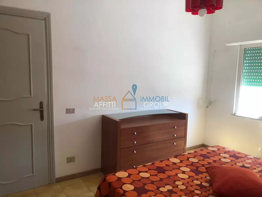 Immagine 8 di Porzione di casa in affitto  in Viale Zaccagna D 9 a Carrara