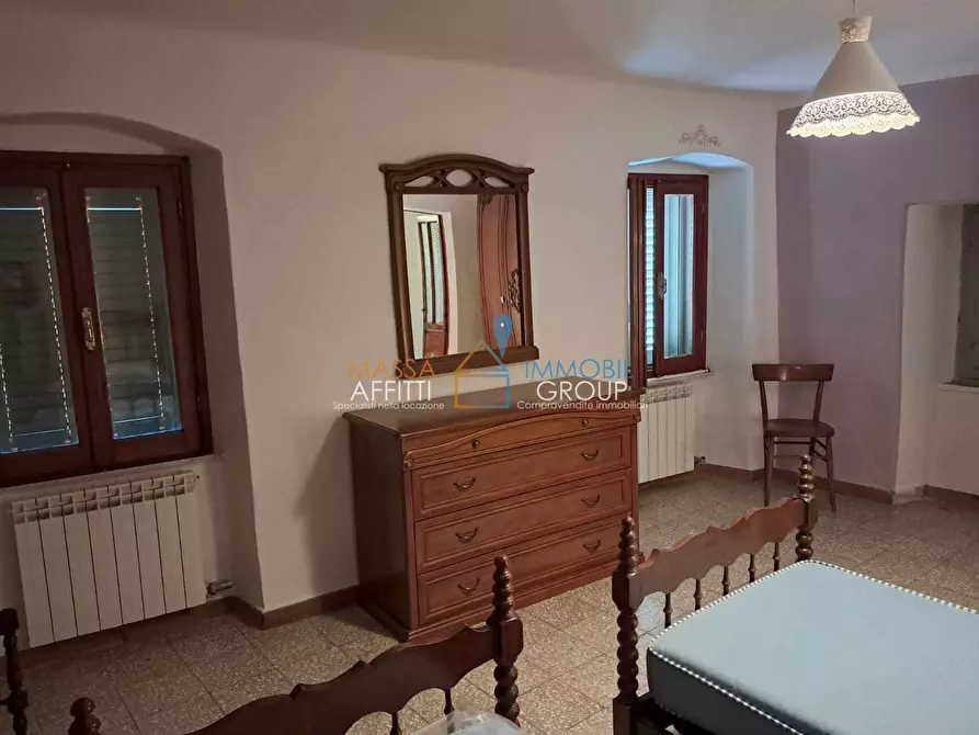 Immagine 17 di Porzione di casa in vendita  in Via dei Colli 141 a Massa