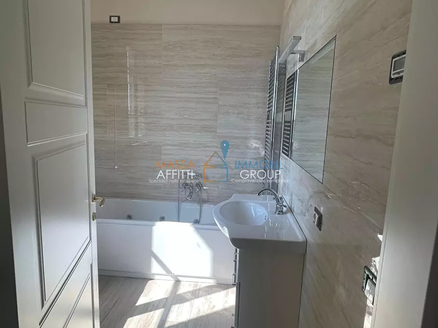 Immagine 55 di Villa in vendita  in Via Romana 11 a Pietrasanta