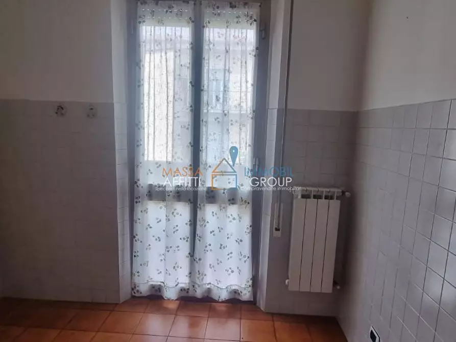 Immagine 3 di Quadrilocale in vendita  in Via Montia 6 a Carrara