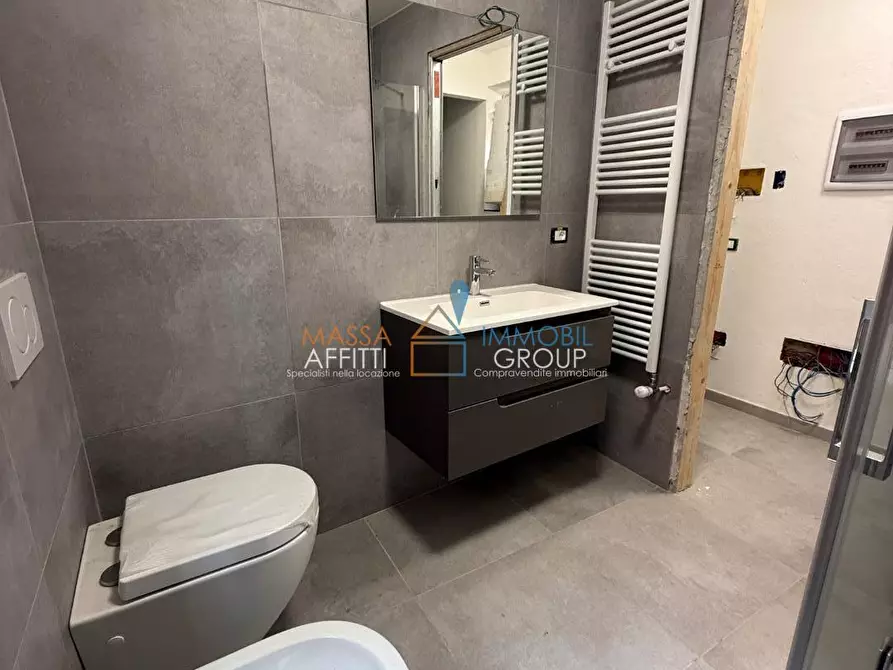 Immagine 8 di Quadrilocale in vendita  in Via Magenta 10 a Massa