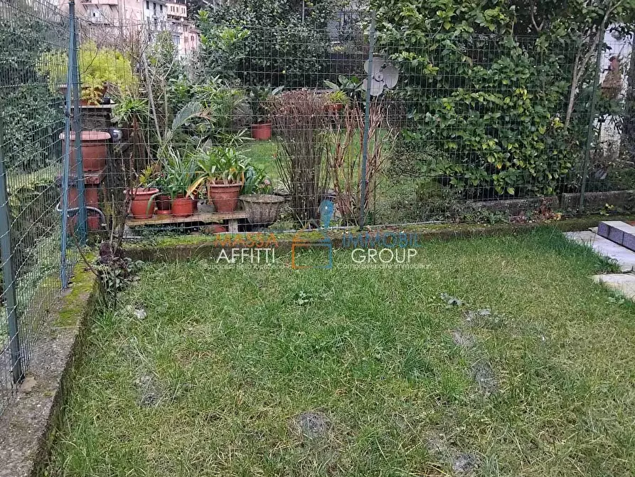 Immagine 24 di Terratetto in vendita  in Via Bassa Tambura 14 a Massa