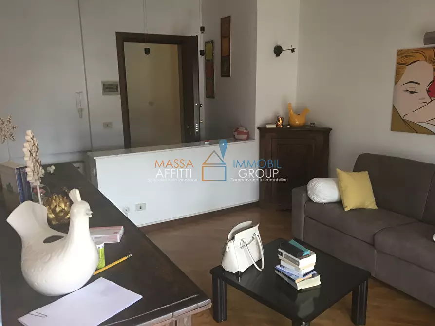 Immagine 2 di Pentalocale in vendita  in Via Eugenio chiesa 17 a Massa