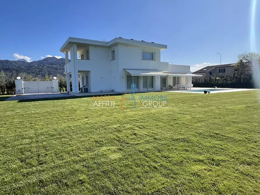 Immagine 5 di Villa in vendita  in Via Vaiana 91 a Pietrasanta