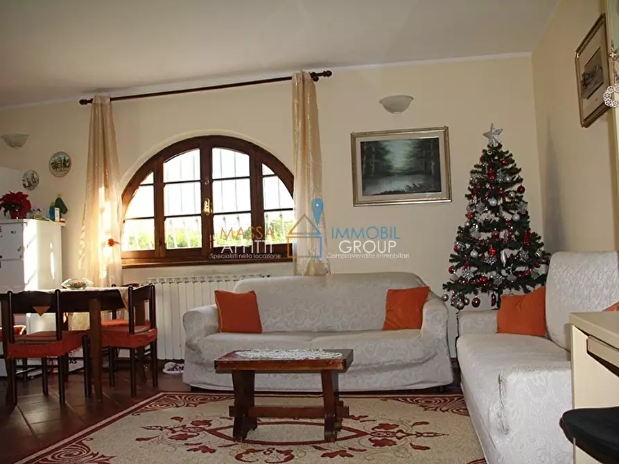 Immagine 11 di Villa in vendita  in Via Romana 2 a Pietrasanta