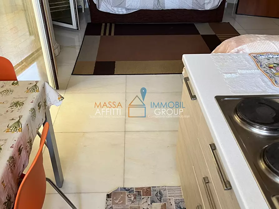 Immagine 4 di Monolocale in vendita  in Via Esperanto 5 a Massa