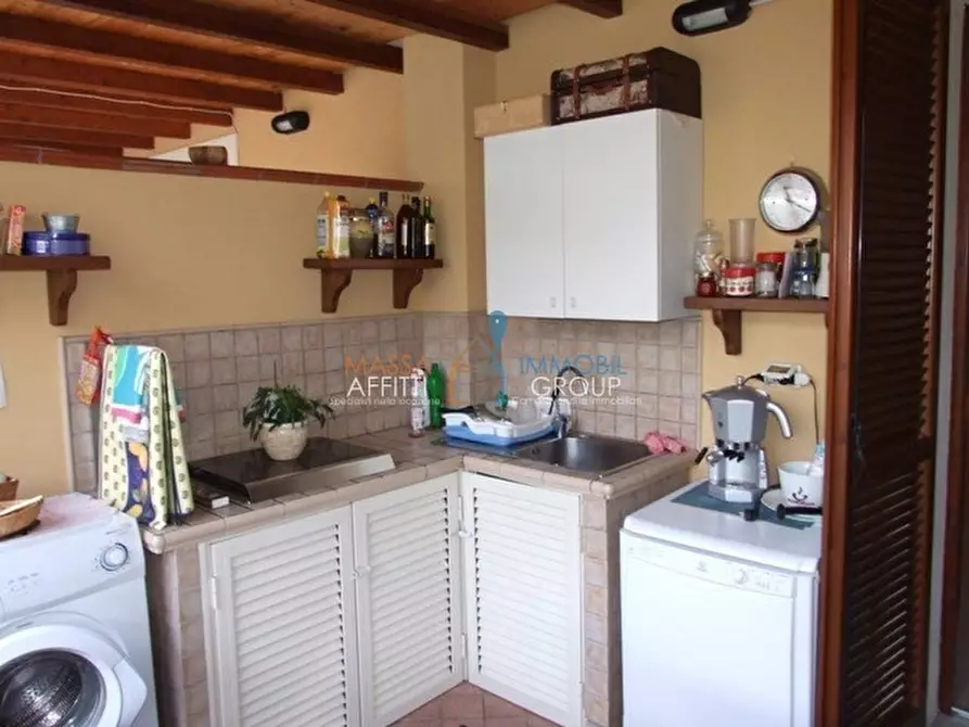 Immagine 6 di Villetta a schiera in vendita  in Via Canaletto 19 a Massa