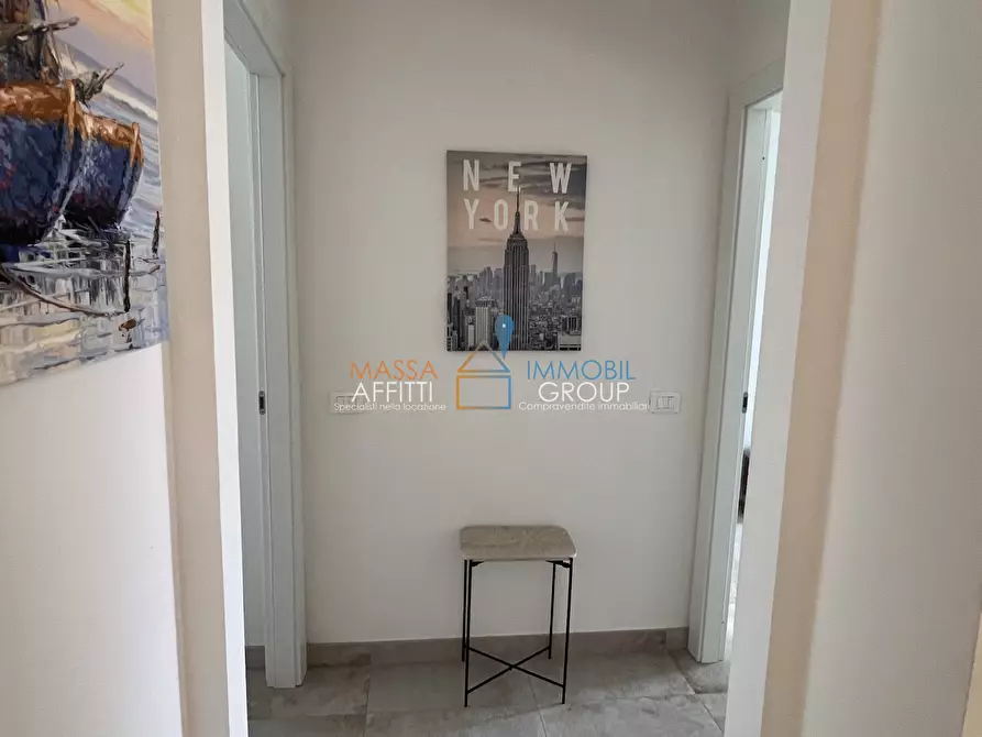 Immagine 30 di Quadrilocale in vendita  in Via Cateratte 81 a Montignoso