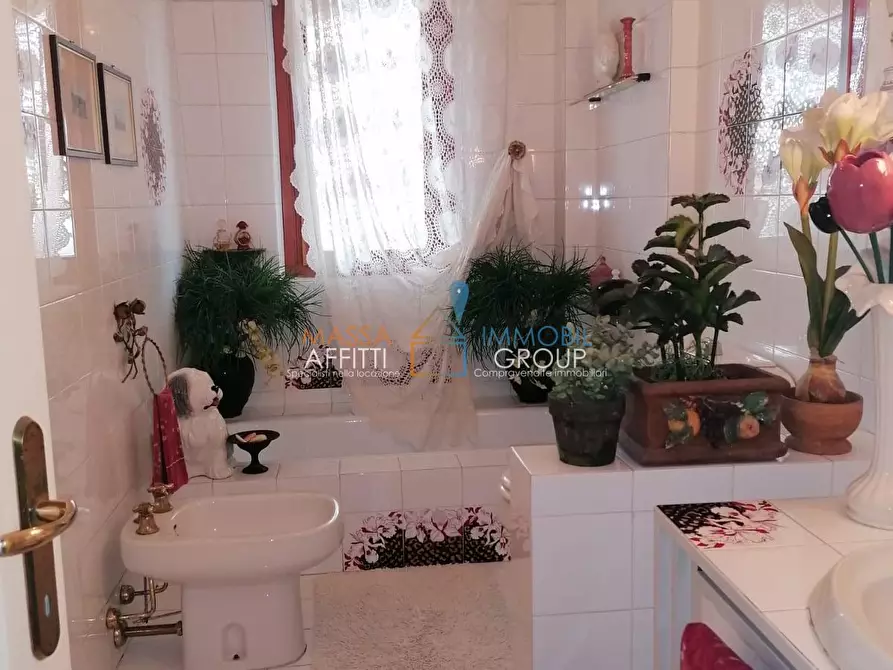 Immagine 26 di Villetta a schiera in vendita  in Via Campo d'Appio 19 a Carrara