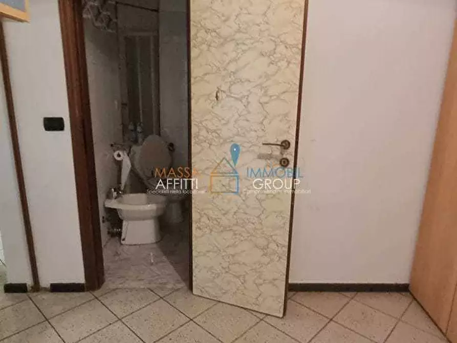 Immagine 9 di Trilocale in vendita  in Viale XX Settembre 31A a Carrara