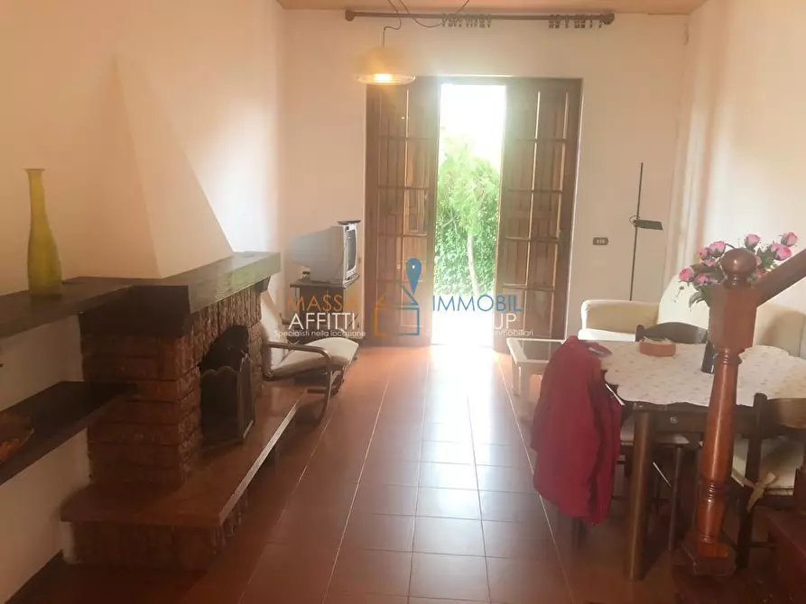 Immagine 5 di Villetta a schiera in vendita  in Via A. Gramsci 95 a Montignoso