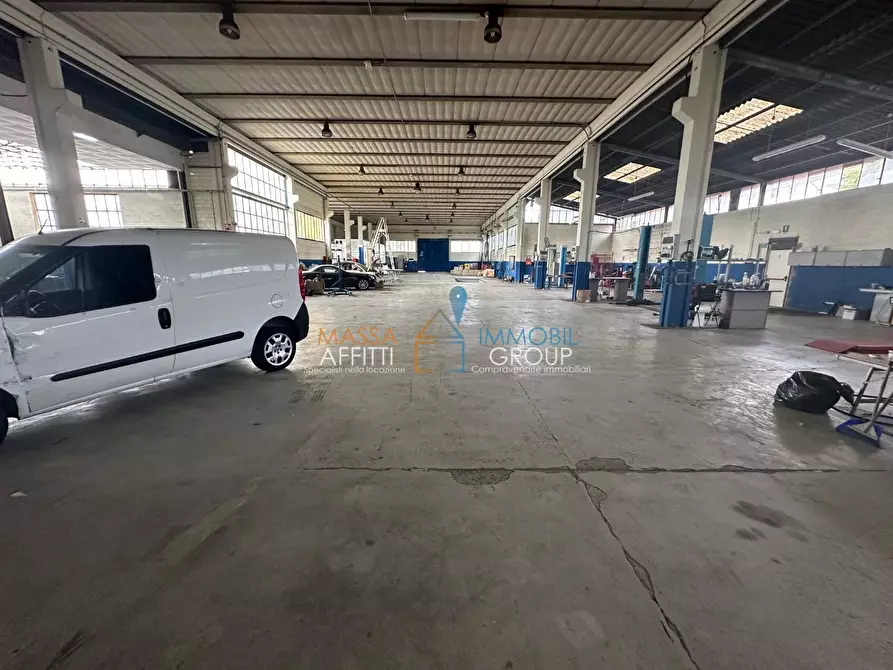 Immagine 11 di Attività artigianale in vendita  in Via Acquale 25 a Massa