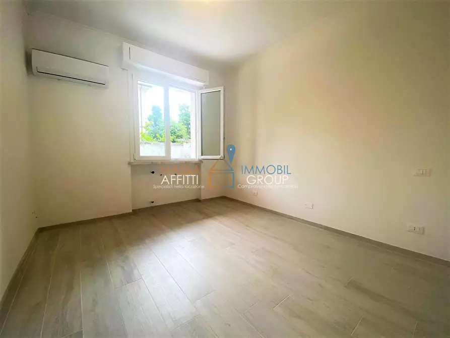 Immagine 9 di Trilocale in vendita  in Via Magliano 29 a Massa