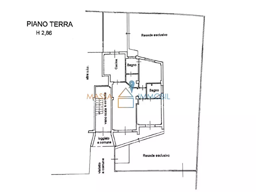 Immagine 49 di Quadrilocale in vendita  in Via Cateratte 81 a Montignoso