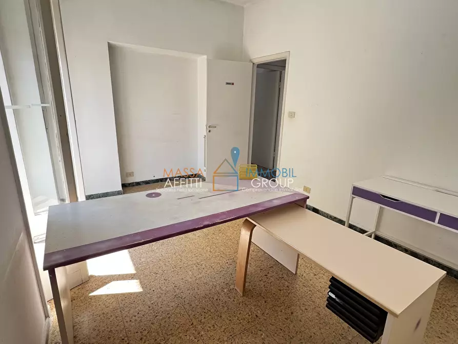 Immagine 11 di Ufficio in affitto  in Via Cesare Beccaria 9 a Massa