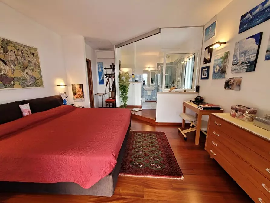 Immagine 43 di Villa in vendita  in via Neghelli 145 a Alassio