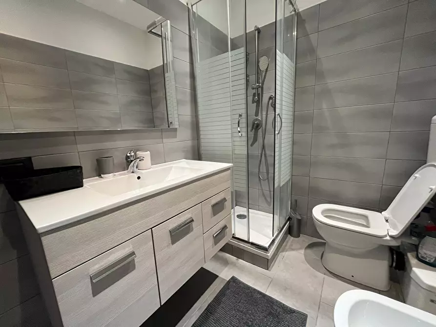 Immagine 7 di Bilocale in vendita  in via brioschi 90 a Milano