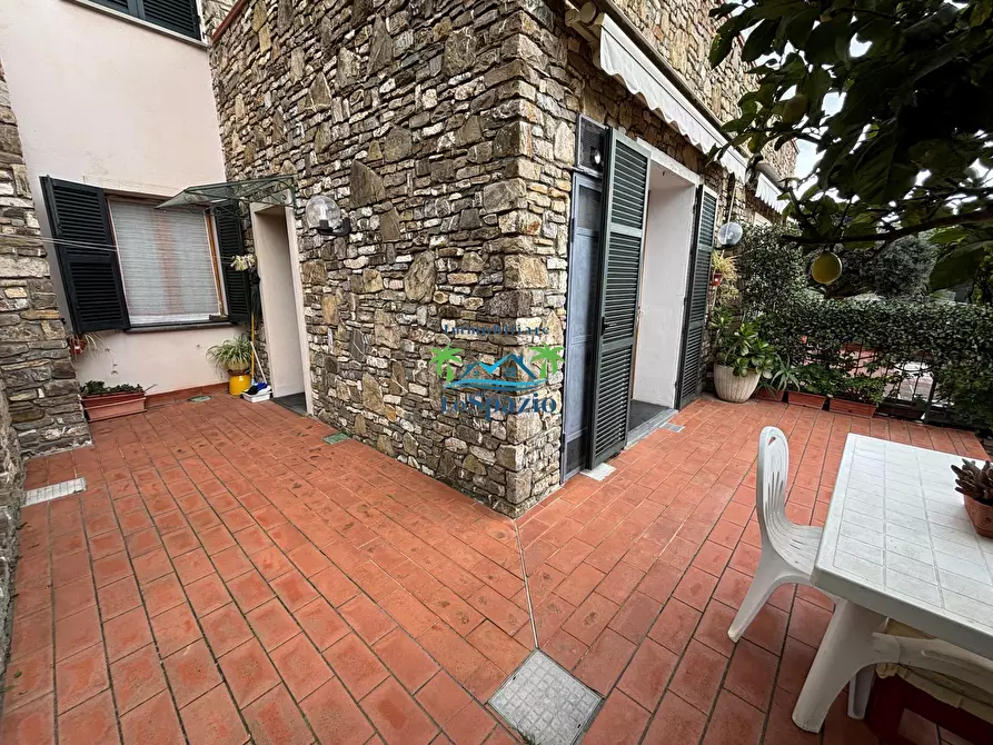 Immagine 5 di Trilocale in vendita  in strada piangrande a Andora