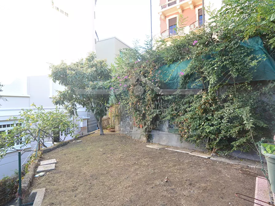 Immagine 35 di Pentalocale in vendita  in Via Montegrappa 4 a Savona