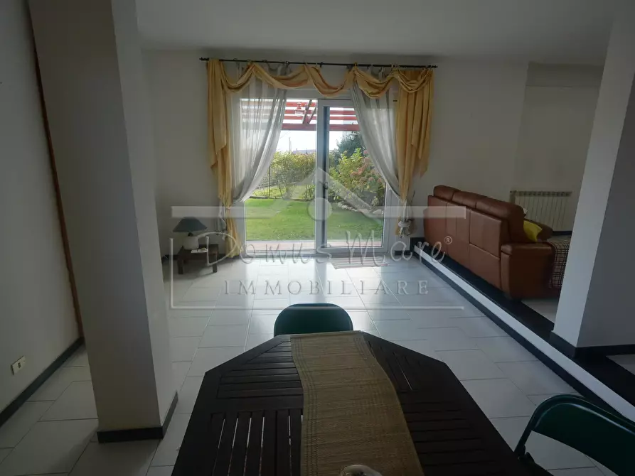 Immagine 18 di Villa in vendita  a Celle Ligure