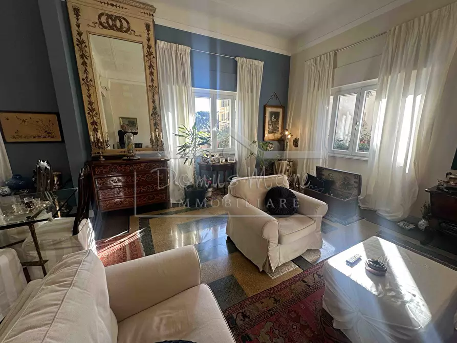 Immagine 11 di Pentalocale in vendita  in Via Beato Formica 4 a Savona