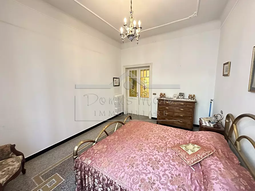 Immagine 7 di Pentalocale in vendita  in Piazza del Popolo 3 a Savona