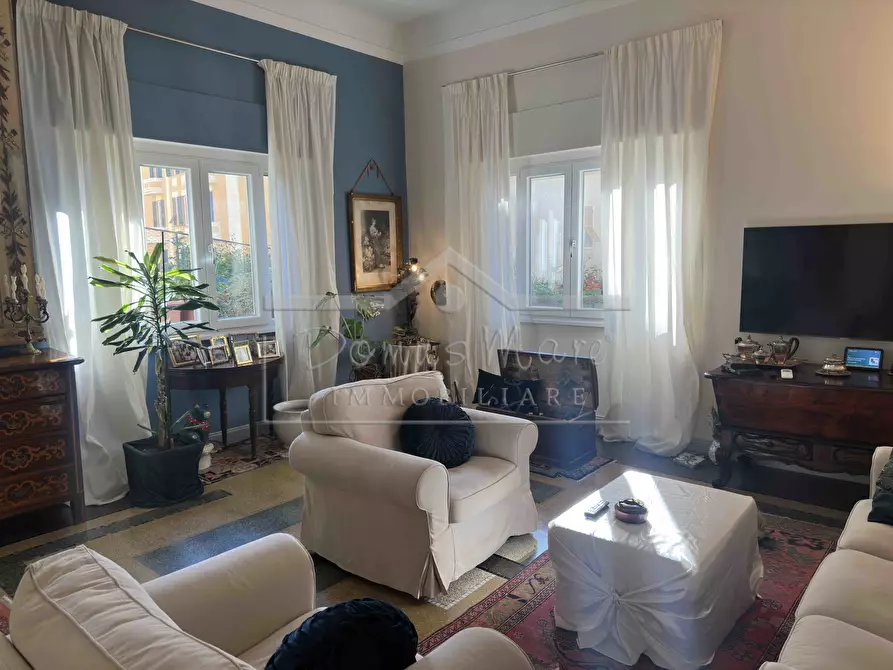 Immagine 5 di Pentalocale in vendita  in Via Beato Formica 4 a Savona